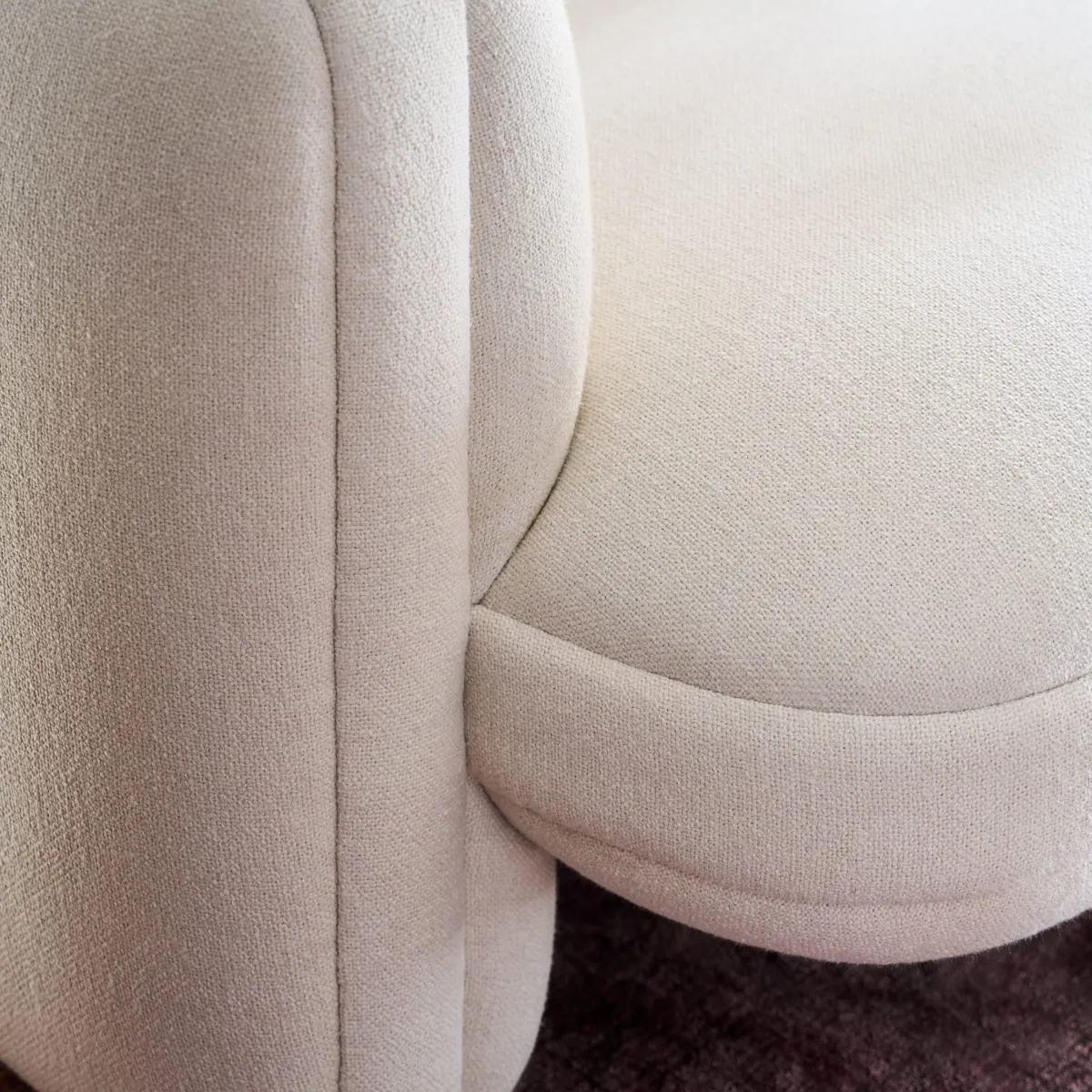 Caracole UPH-425V-RL5-B Overlap RAF Loveseat Ecru Caracole UPH-425V-RL5-B Overlap RAF Loveseat Ecru