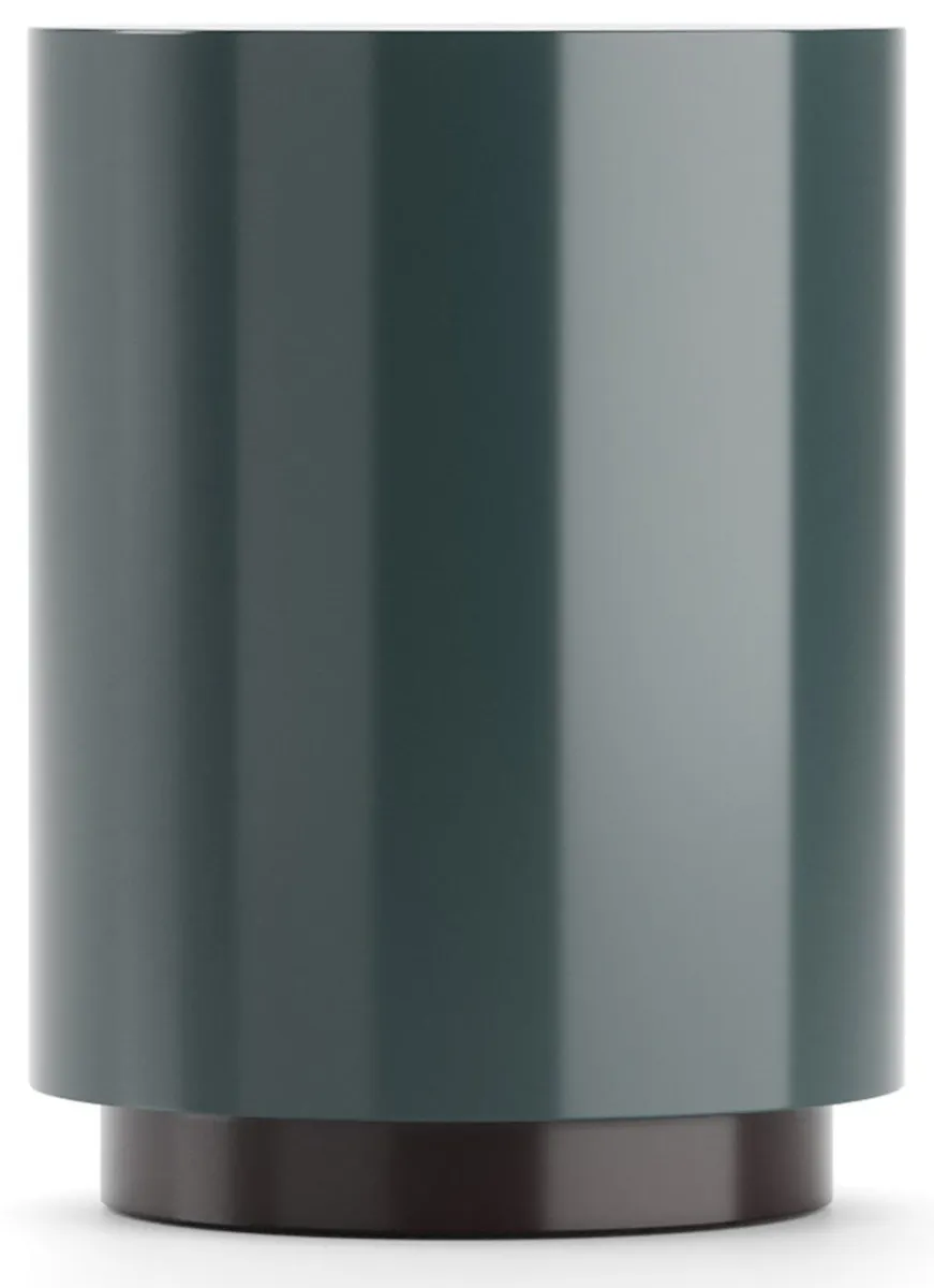 Caracole CLA-425V-419 Cocktail Couture Rnd End Tbl Apatite Caracole CLA-425V-419 Cocktail Couture Rnd End Tbl Apatite