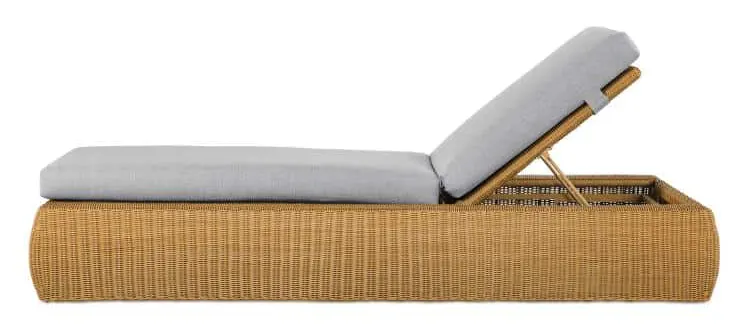 Century D8A-3501-V1 Wade Poolside Wicker Chaise Century D8A-3501-V1 Wade Poolside Wicker Chaise
