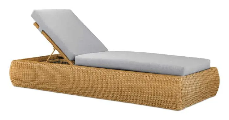 Century D8A-3501-V1 Wade Poolside Wicker Chaise Century D8A-3501-V1 Wade Poolside Wicker Chaise
