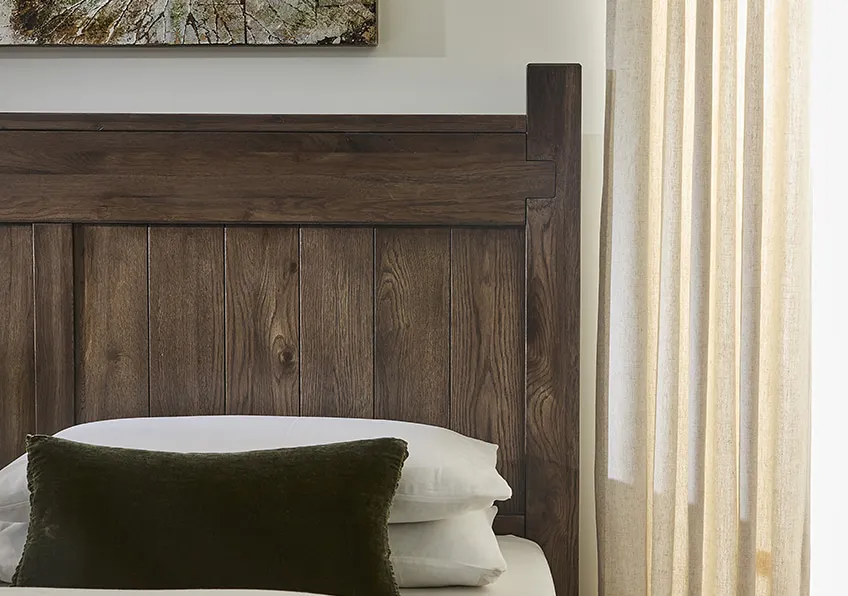 Artisan & Post 190-557-755-922 Queen Poster Bed In Espresso Oak Artisan & Post 190-557-755-922 Queen Poster Bed In Espresso Oak