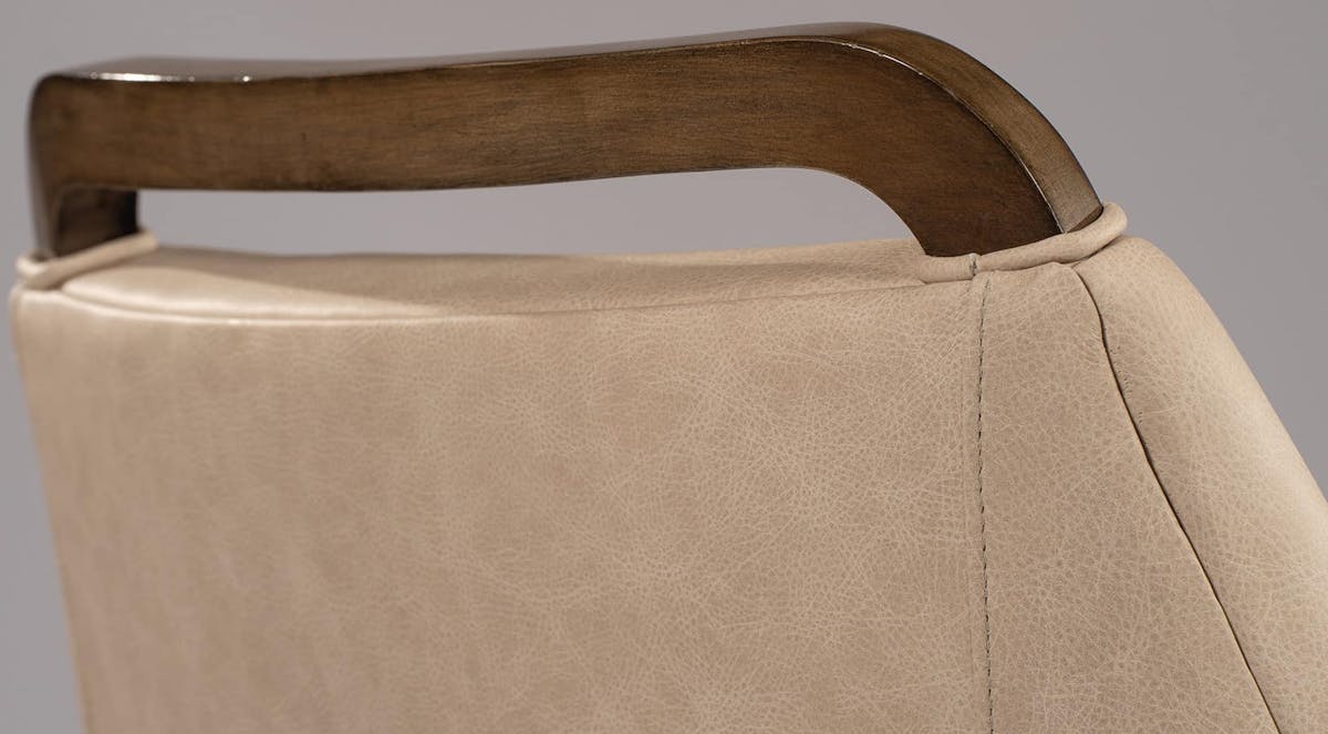Hancock and Moore 6977-1 BARNSLEY GAME CHAIR Hancock and Moore 6977-1 BARNSLEY GAME CHAIR