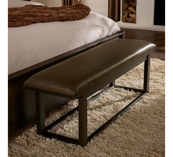 Vaughan Bassett 840-080Y Sedona Brown Upholstered Bench In Dark Oak Vaughan Bassett 840-080Y Sedona Brown Upholstered Bench In Dark Oak