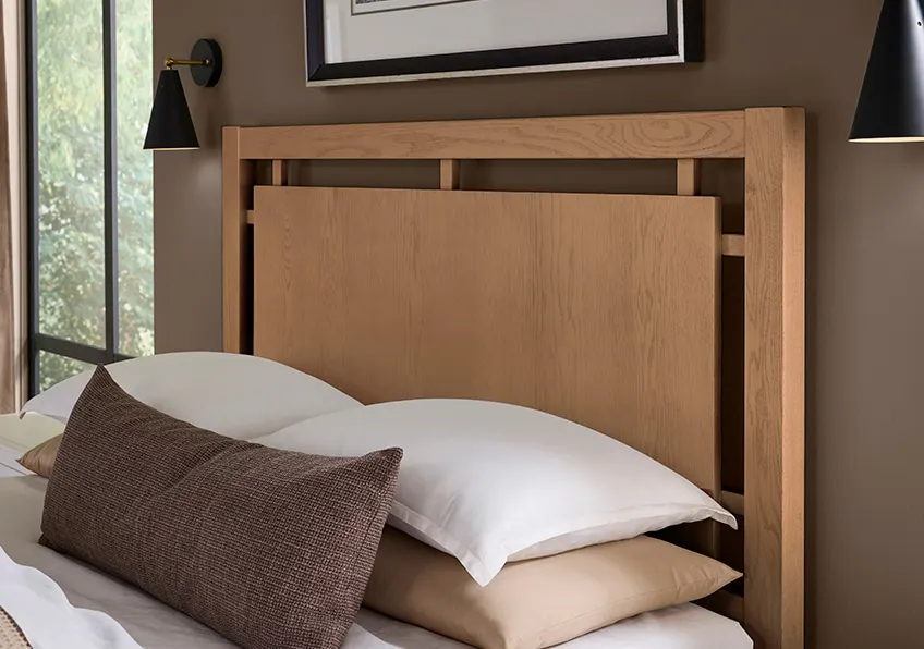 Vaughan Bassett 842-557-755-922 Queen Floating Panel Bed In Dark Oak Vaughan Bassett 842-557-755-922 Queen Floating Panel Bed In Dark Oak