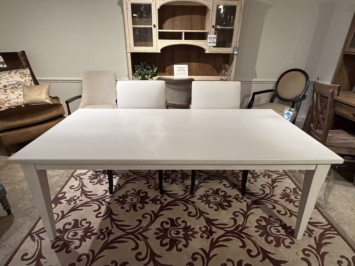Bassett 4019-3878 Benchmade Rectangular Dining Table Bassett 4019-3878 Benchmade Rectangular Dining Table