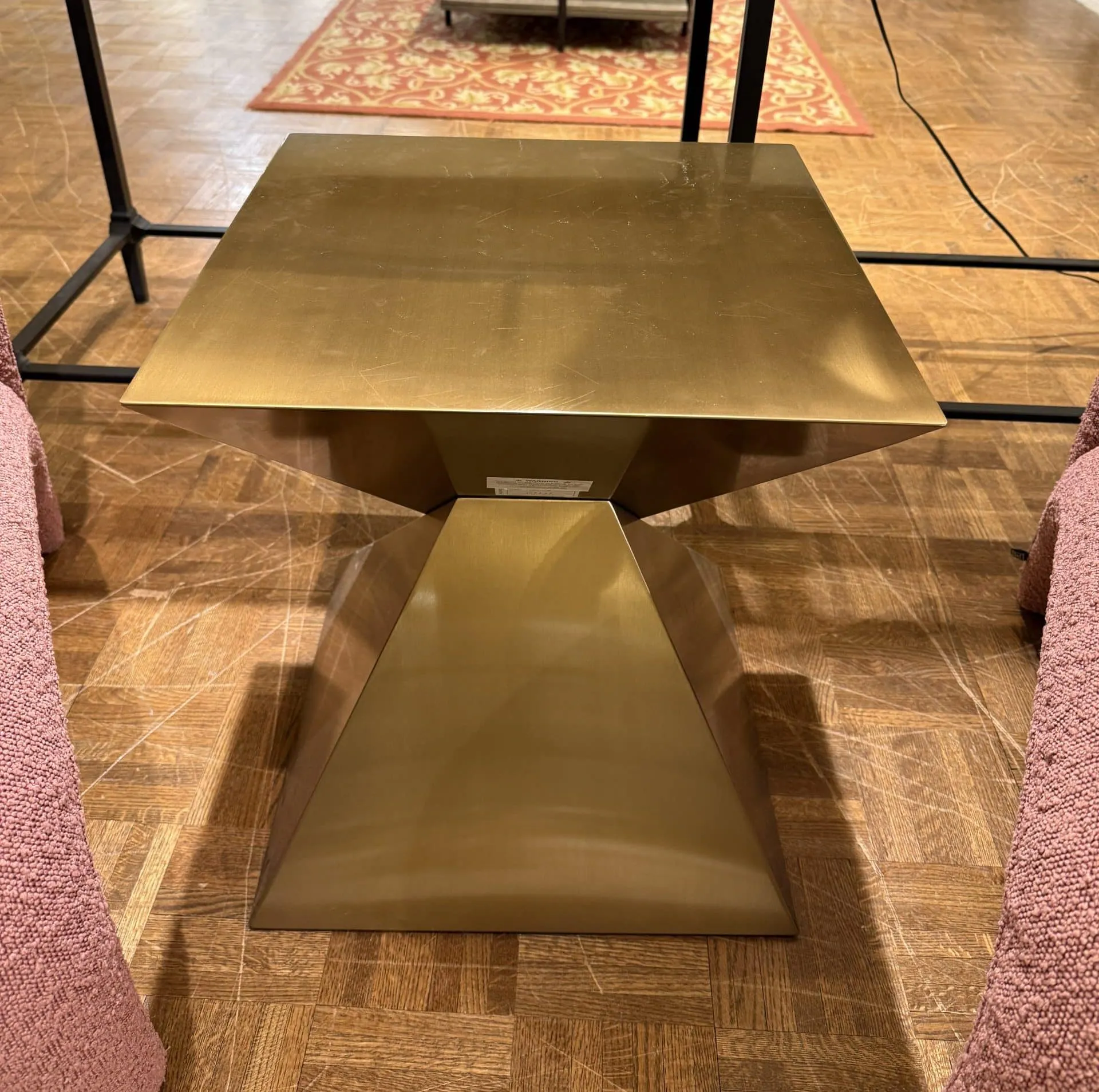 Nuevo HGSX246 Giza Side Table