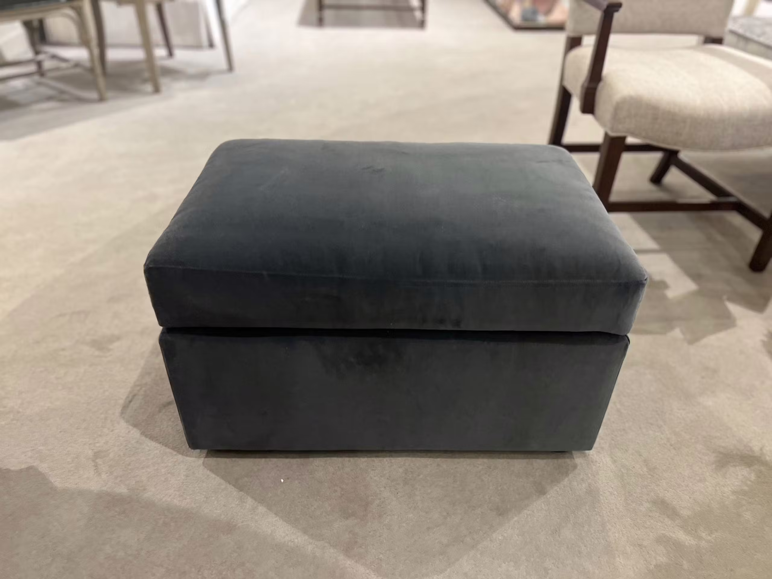 Hickory Chair HC9509-29C/210 Jules Configurable Ottoman