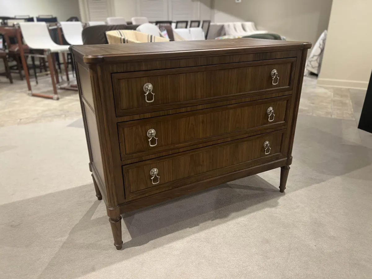 Century AEA-702/30 London Chest - City Light Century AEA-702/30 London Chest - City Light