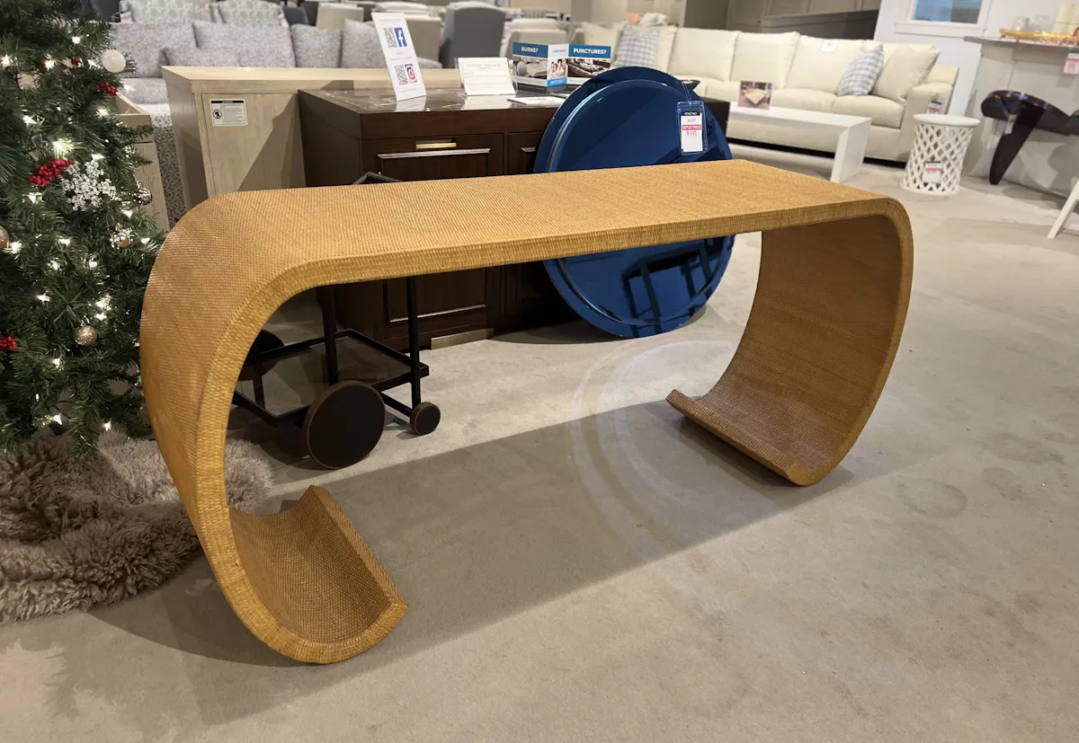 Highland House HH26-508-AS/30 Console Table Highland House HH26-508-AS/30 Console Table