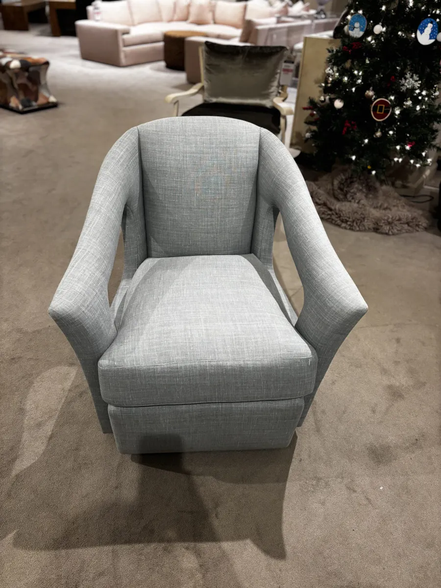 Century SIG1308/270 Brea Swivel Chair Century SIG1308/270 Brea Swivel Chair