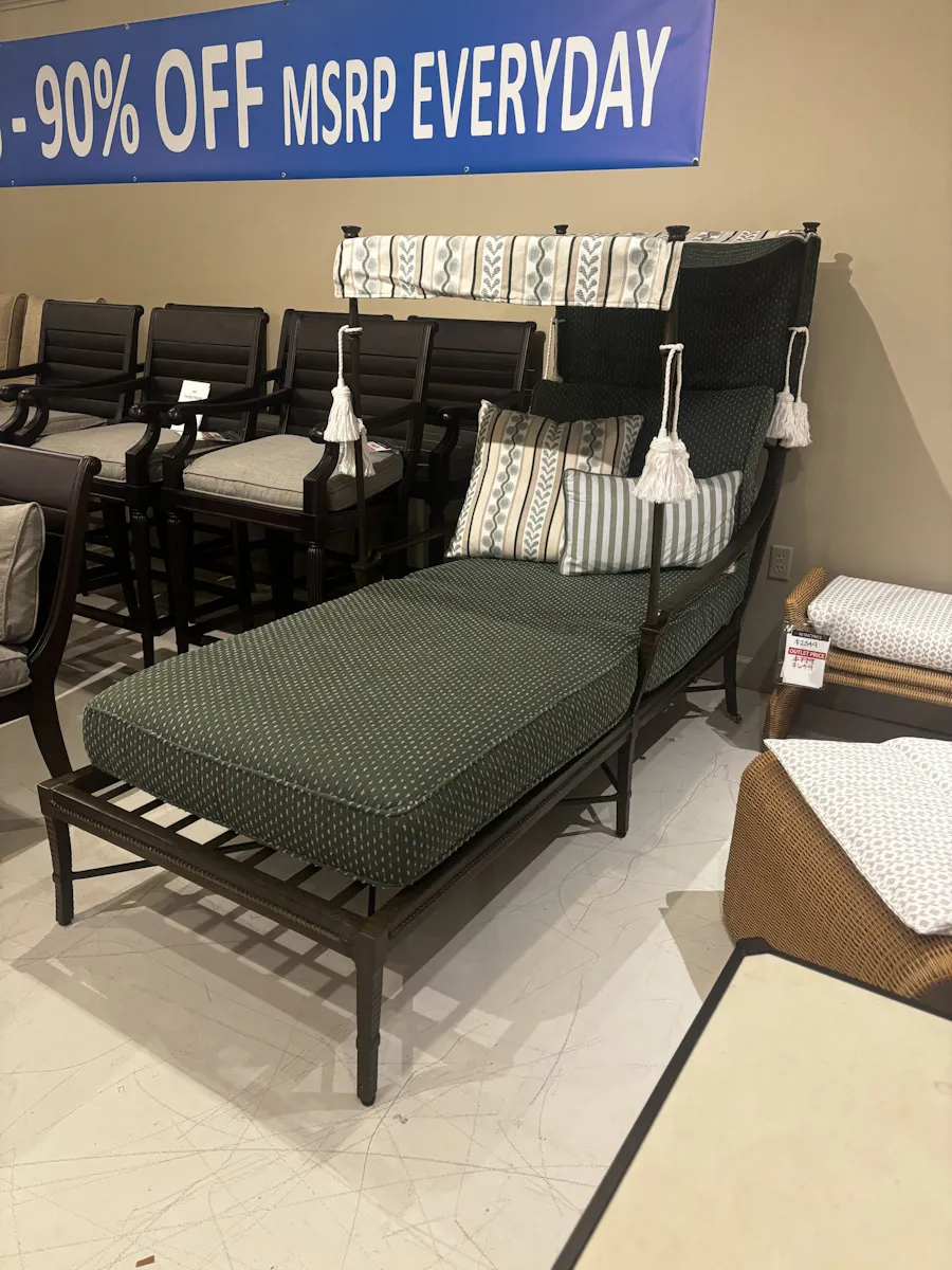Century D12MB-73-1/190 Andalusia Chaise Century D12MB-73-1/190 Andalusia Chaise