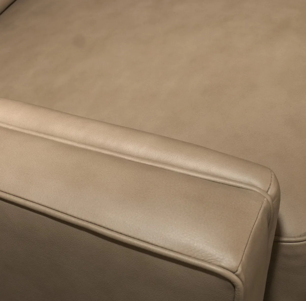 Flexsteel Q3010-600M-94678 Finley Leather Power Inclining Loveseat Flexsteel Q3010-600M-94678 Finley Leather Power Inclining Loveseat