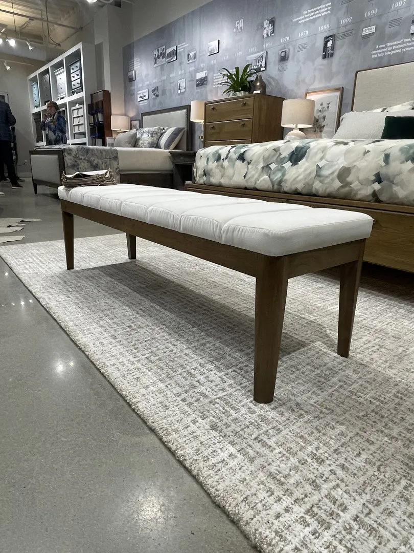 Durham Furniture 257-294 Caledon Bed Bench Durham Furniture 257-294 Caledon Bed Bench