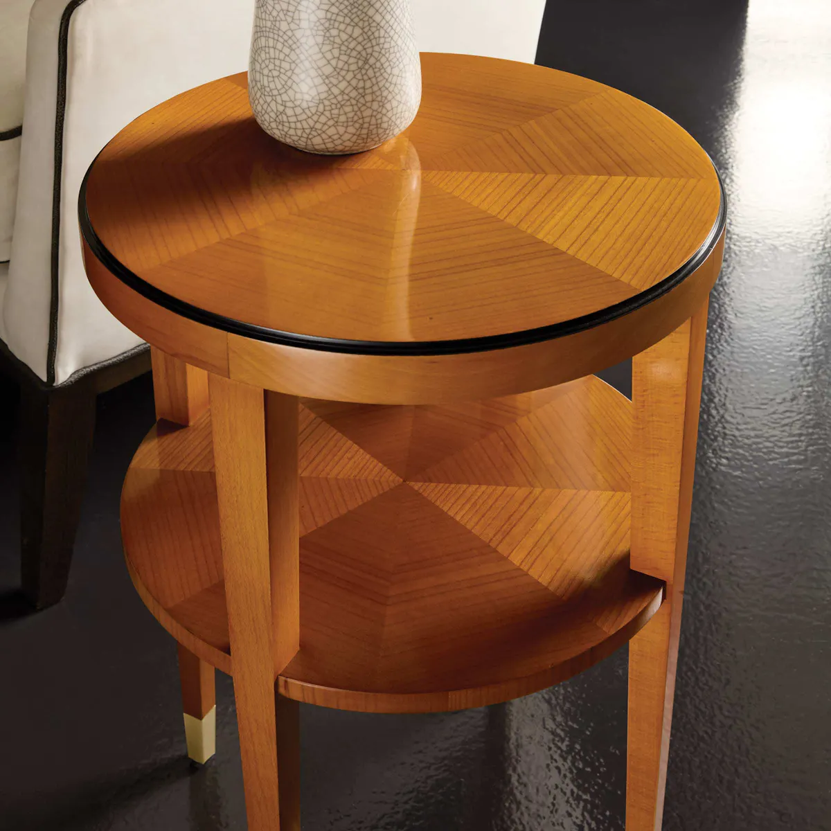 Modern History MH1273F02 Langford Round Chairside Cherry Table Modern History MH1273F02 Langford Round Chairside Cherry Table