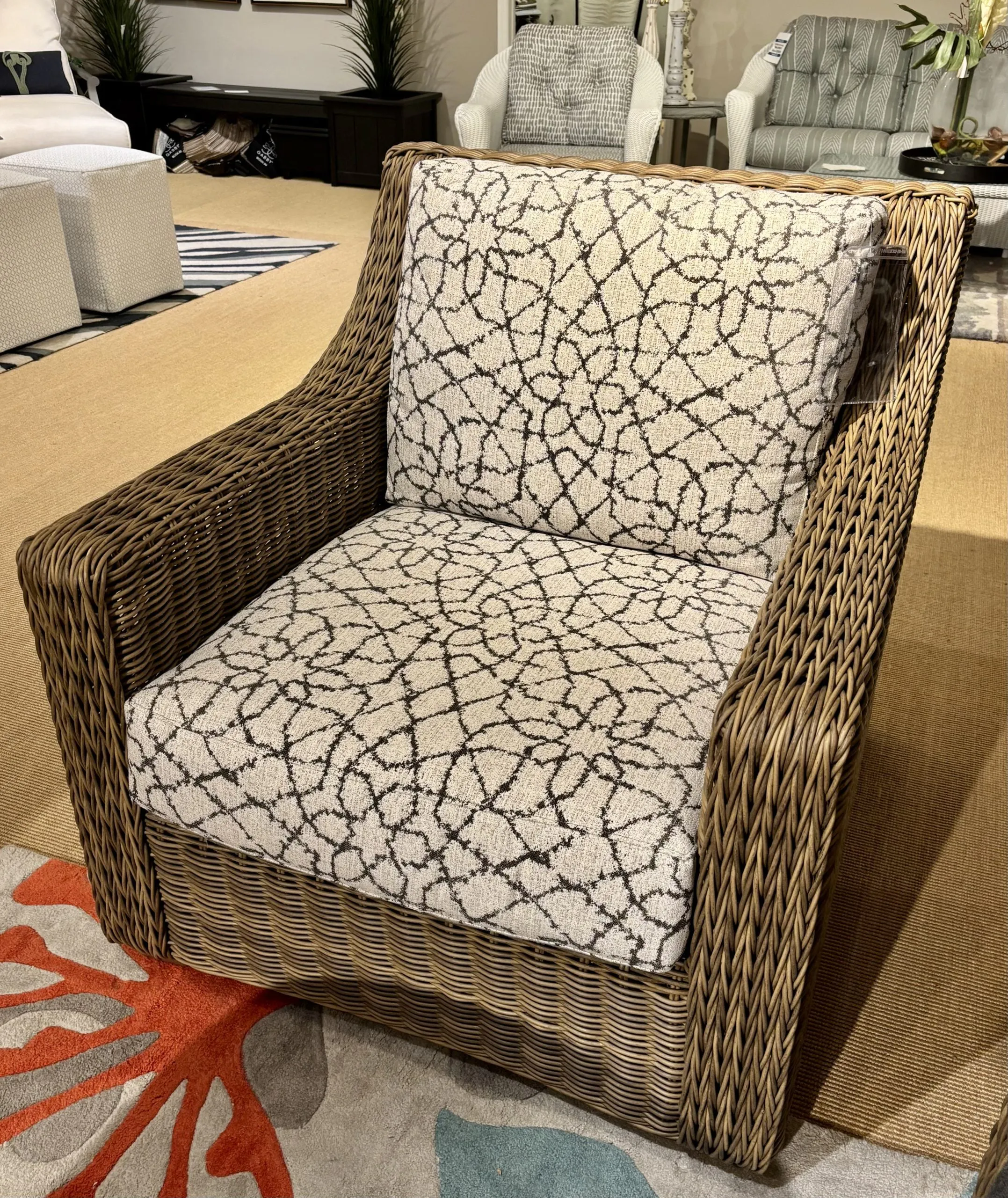 Lane Venture 536-86 Oasis Swivel Glider Lounge Chair