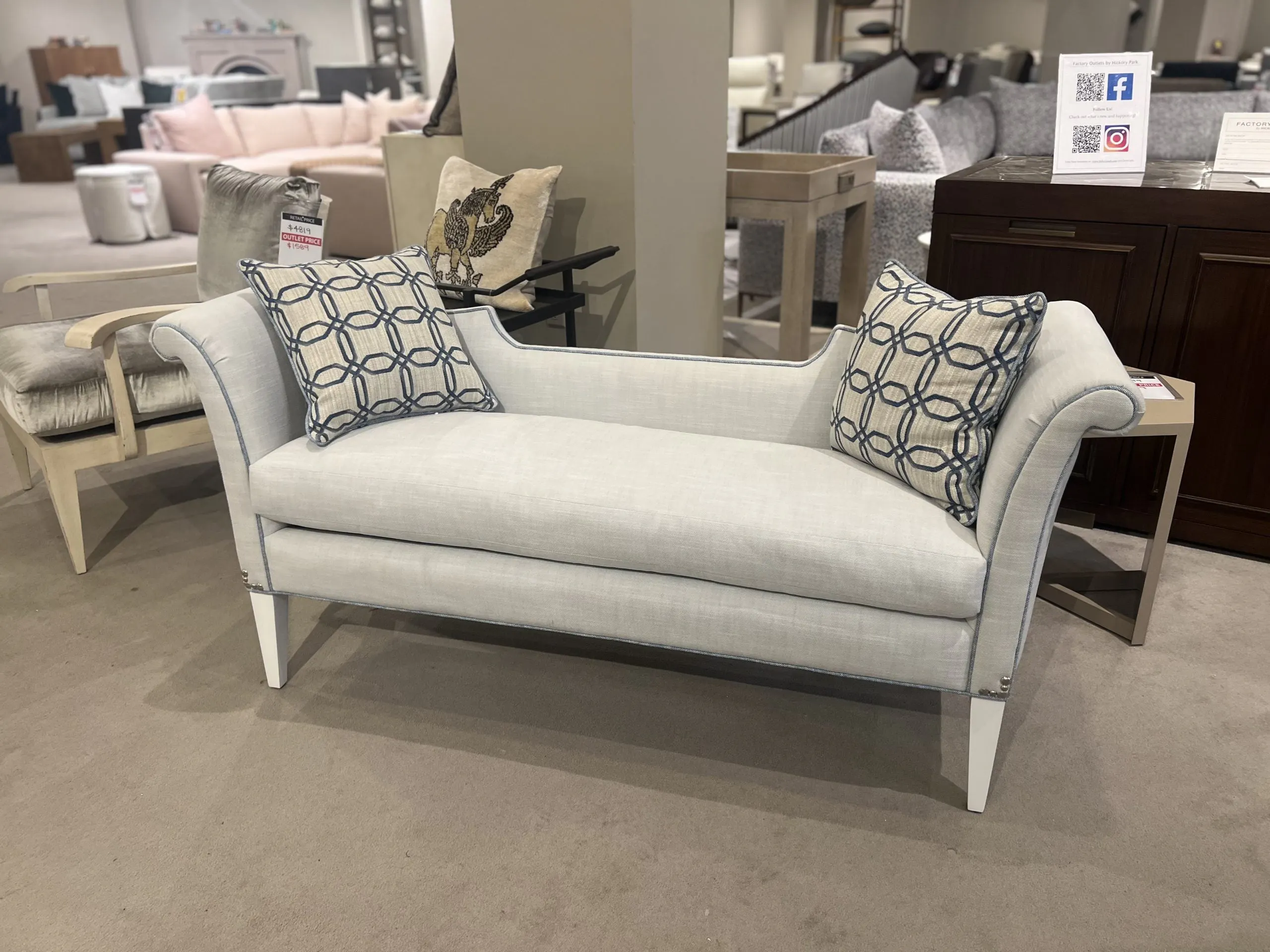 Jessica Charles 1757/10834 Winifred Bench