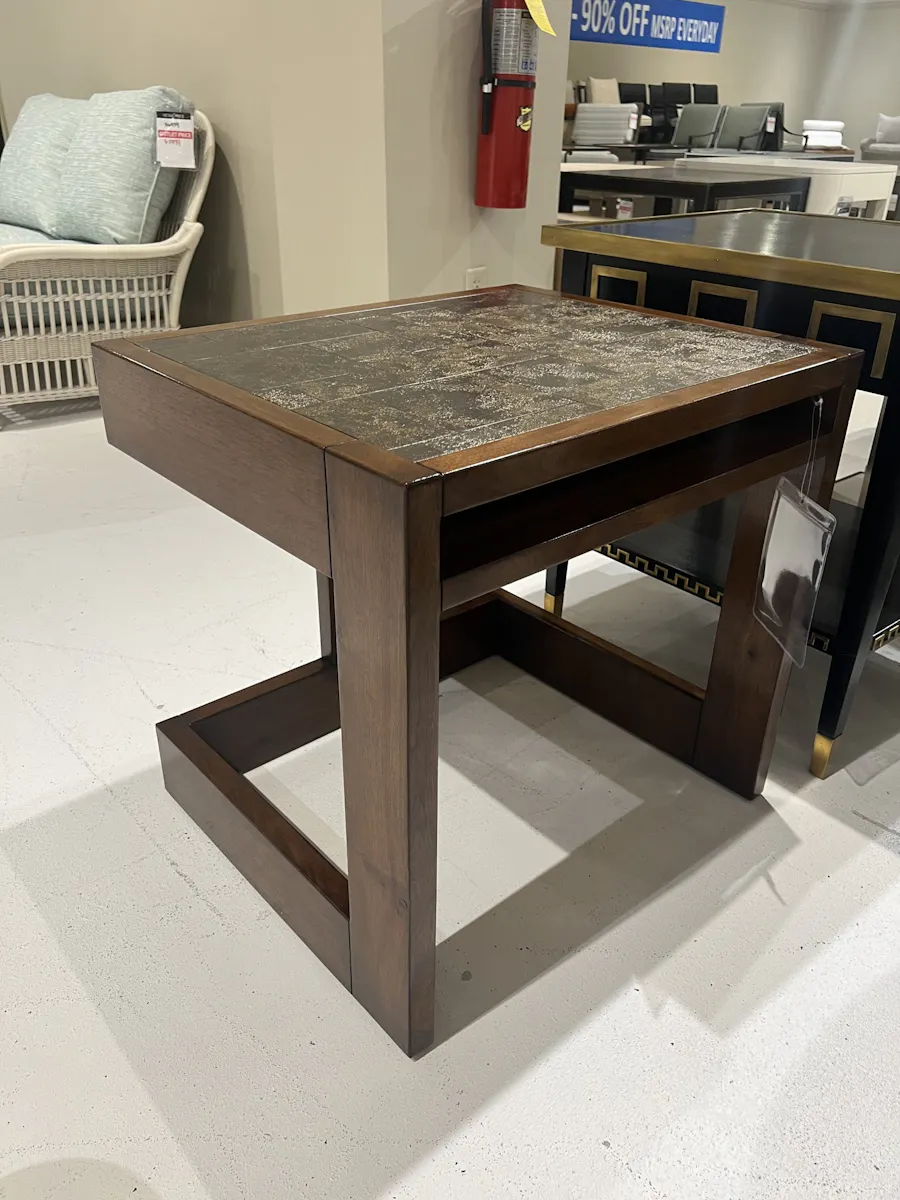 Century SF5685/210 Anthony Lamp Table Century SF5685/210 Anthony Lamp Table