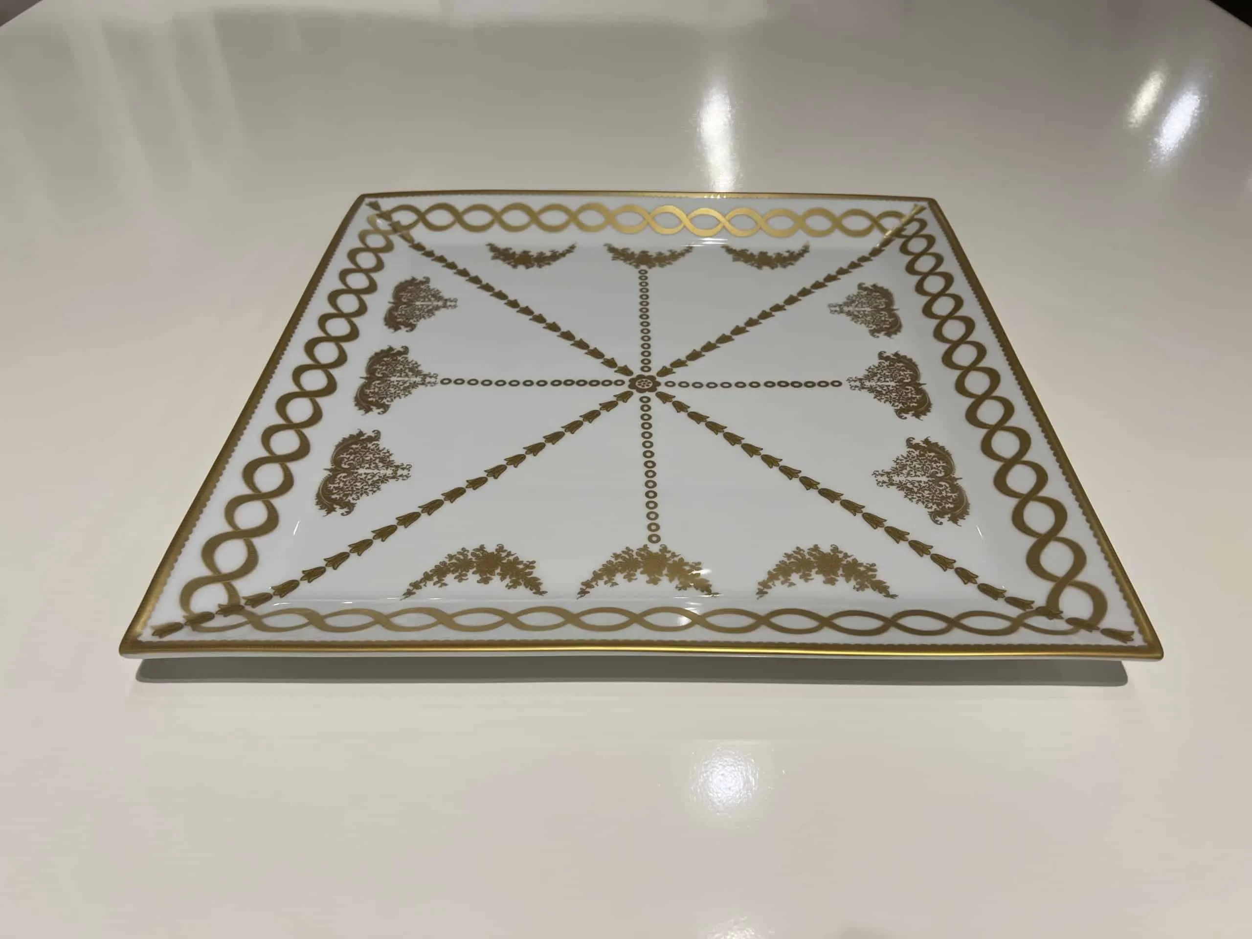 Maitland-Smith 8374-25/40 Gold and White Square Tray