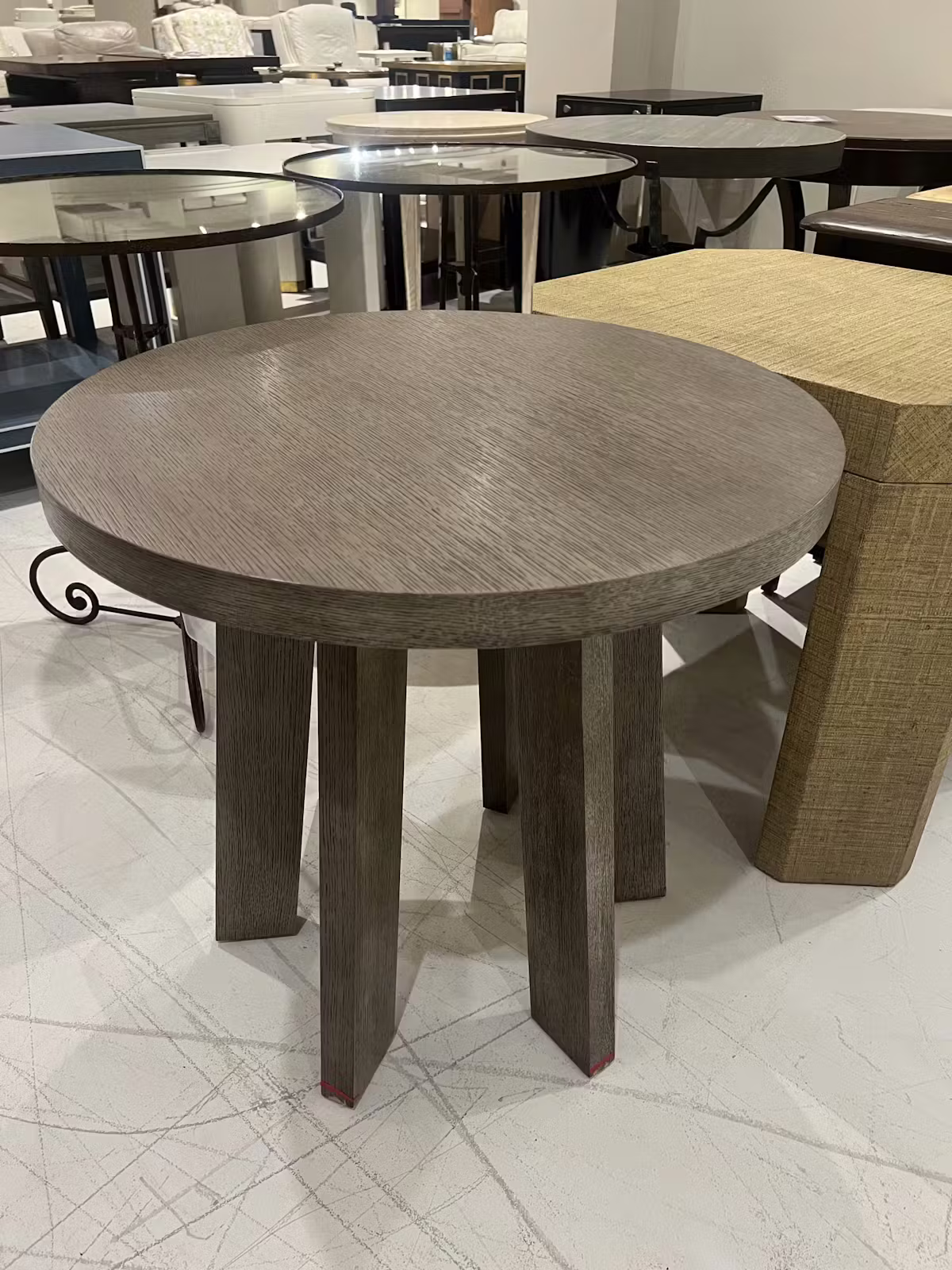 Century 709-623/50 Baymont Chairside Table Century 709-623/50 Baymont Chairside Table
