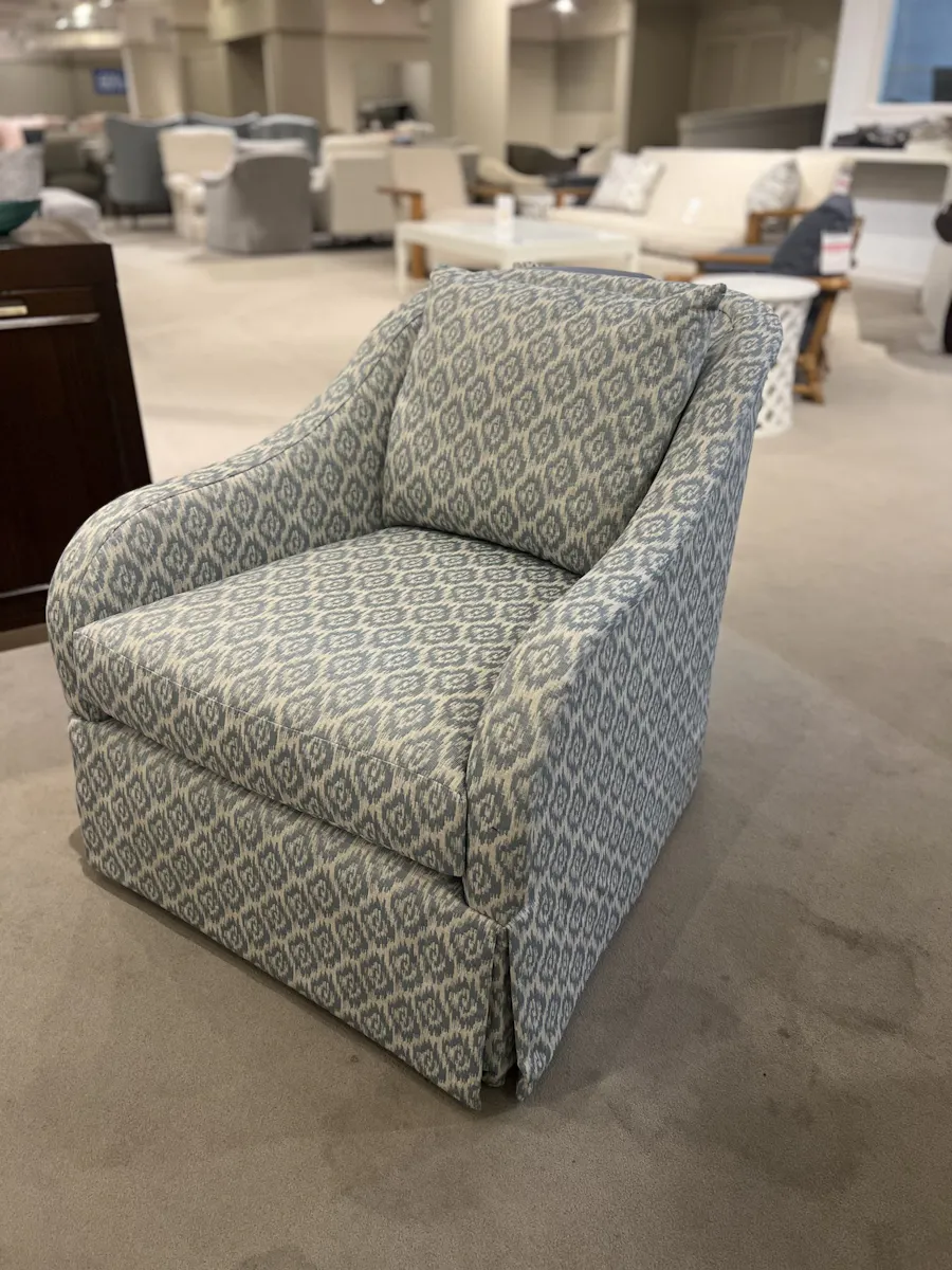 Highland House 2013SW/160 Marcel Skirted Swivel Chair Highland House 2013SW/160 Marcel Skirted Swivel Chair