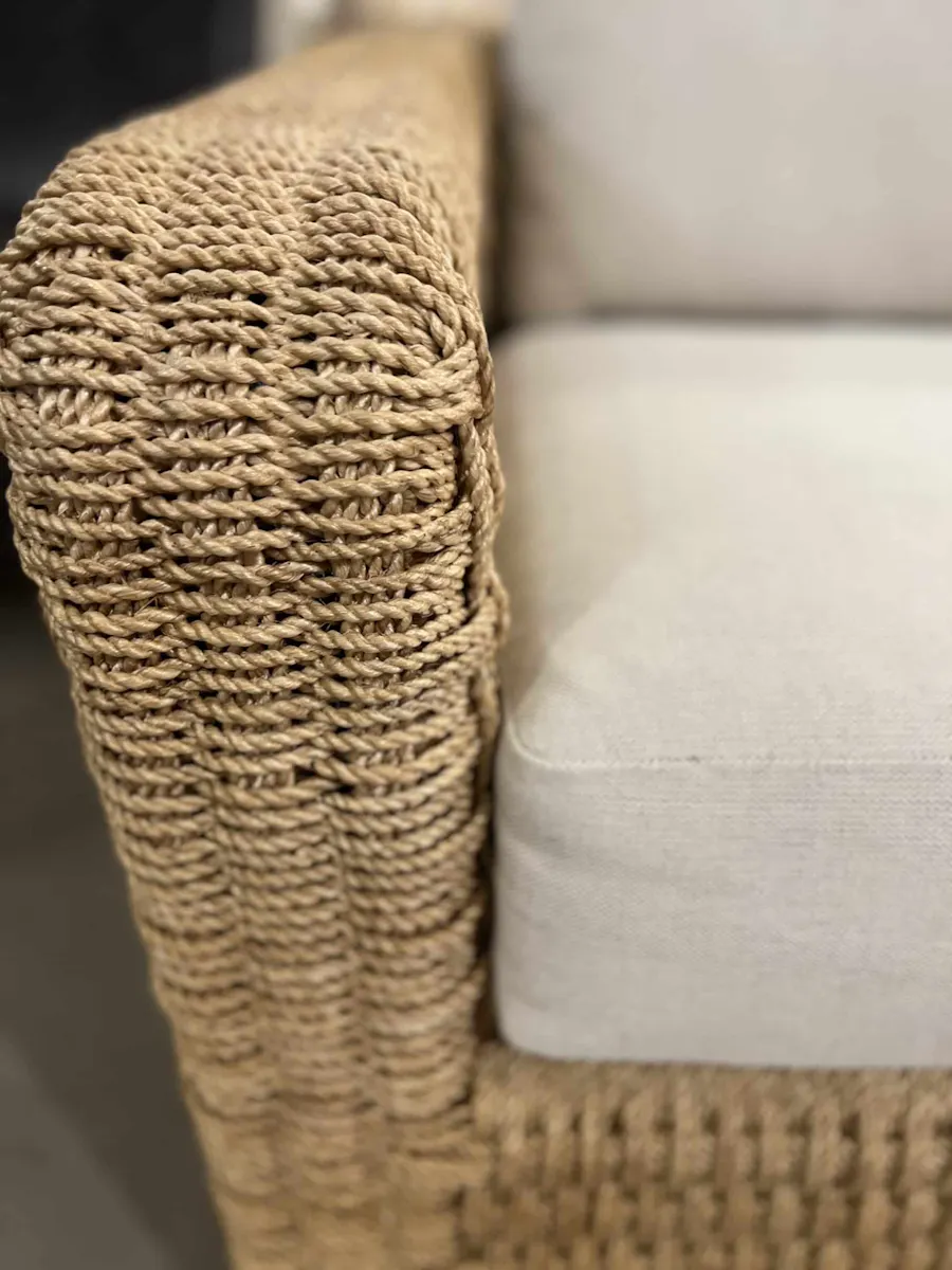 Century CT6015/20 Bottega Swivel Chair Century CT6015/20 Bottega Swivel Chair