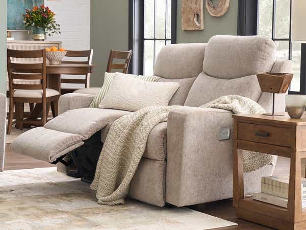 La-Z-Boy X48781 Emmons Power Reclining Loveseat w/ Headrest & Lumbar La-Z-Boy X48781 Emmons Power Reclining Loveseat w/ Headrest & Lumbar