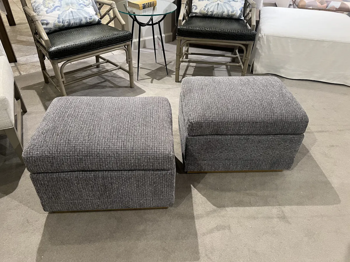 Hickory Chair HC128-29/230 Knox Ottoman Hickory Chair HC128-29/230 Knox Ottoman