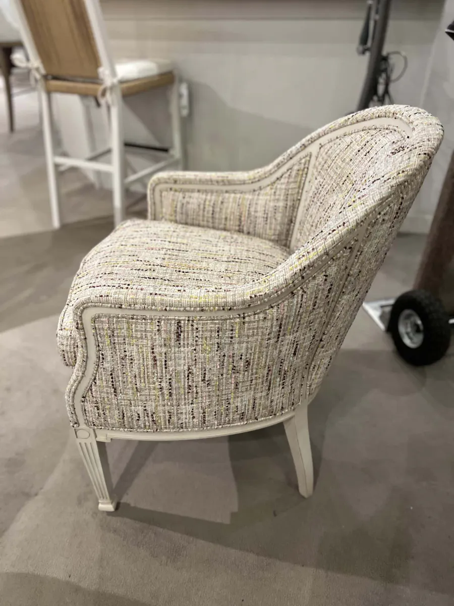 Hickory Chair HC711-24/200 Avondale Chair Hickory Chair HC711-24/200 Avondale Chair