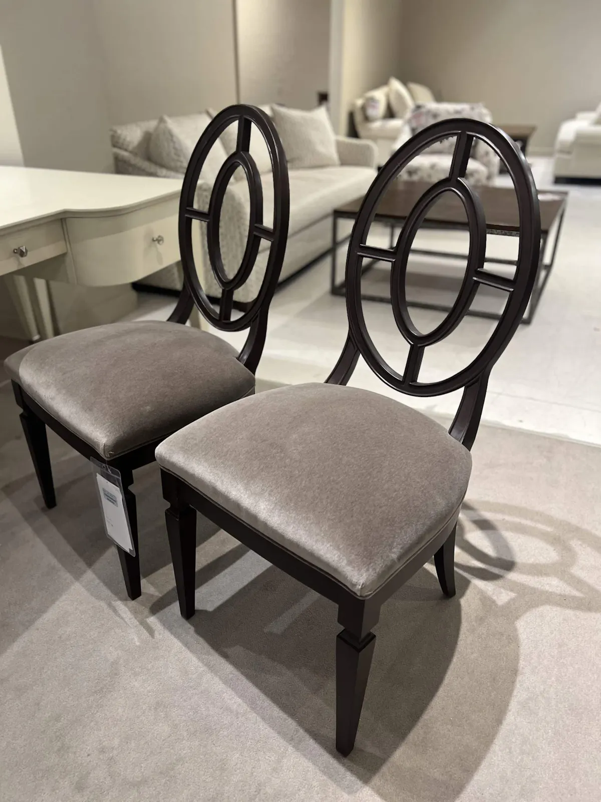 Hickory Chair PE6733-00/250 George Side Chair Hickory Chair PE6733-00/250 George Side Chair