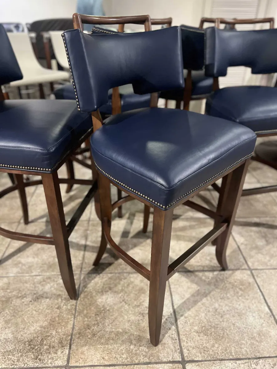 Hickory Chair HC3409-04/60 Saint Giorgio Bar Stool W/ Handle Hickory Chair HC3409-04/60 Saint Giorgio Bar Stool W/ Handle