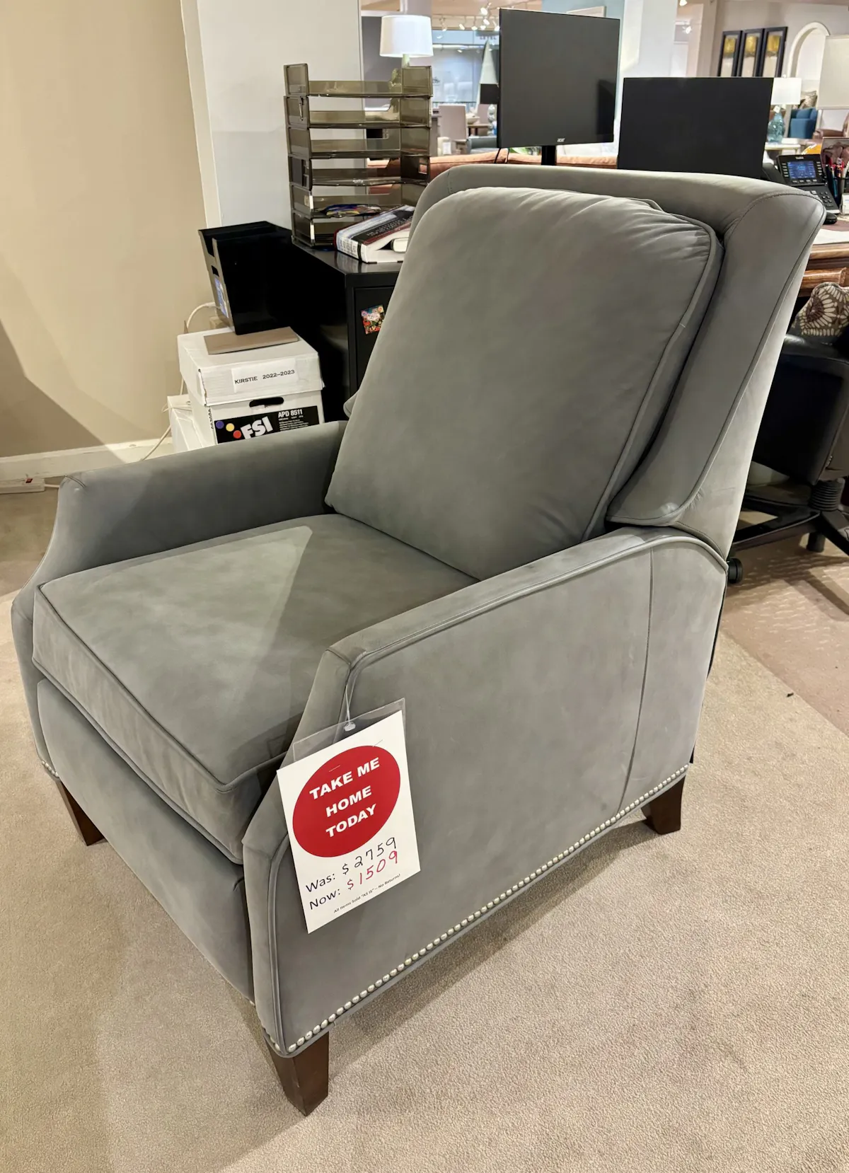 Bassett 7227-29 Kent Recliner Bassett 7227-29 Kent Recliner
