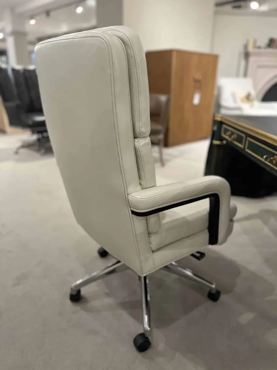 Hancock and Moore 6863ST-PL/597 Silverton Swivel Tilt Hancock and Moore 6863ST-PL/597 Silverton Swivel Tilt