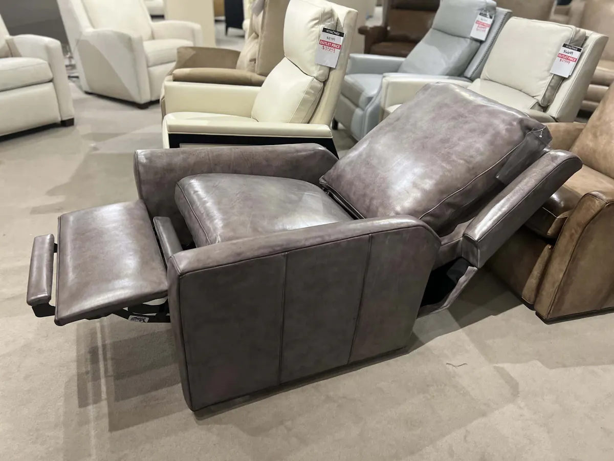 Hancock and Moore 7204-S/1228 Henley Swivel Recliner Hancock and Moore 7204-S/1228 Henley Swivel Recliner