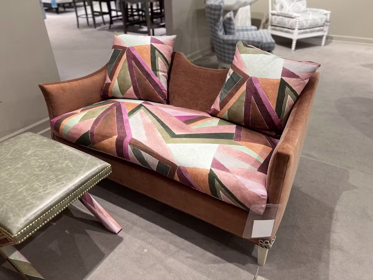 Jessica Charles 1752/10295,10296 Fauna Settee Jessica Charles 1752/10295,10296 Fauna Settee