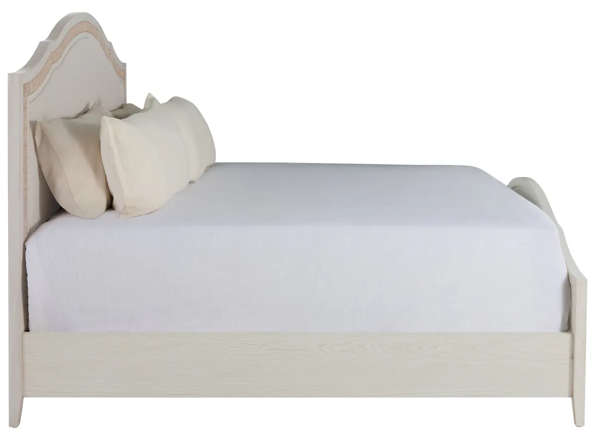 Gabby Home SCH-176076 Grand Bermuda Sungkai Wood Classic Bed - Queen, Whitewash Gabby Home SCH-176076 Grand Bermuda Sungkai Wood Classic Bed - Queen, Whitewash
