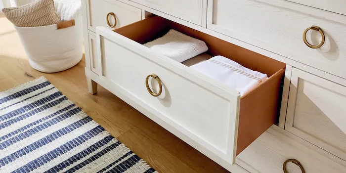 Bassett 2968-0237Z Ventura Dresser Shell White Bassett 2968-0237Z Ventura Dresser Shell White