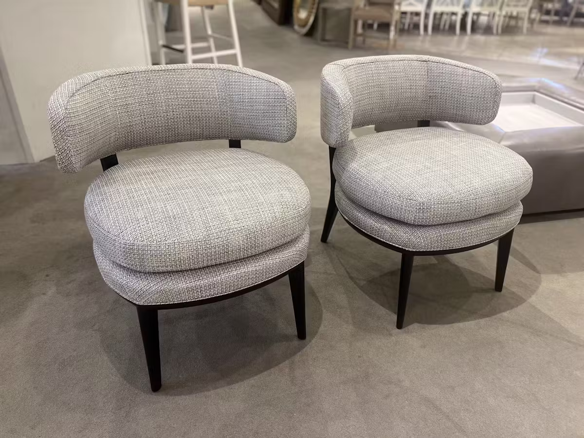Century CCC3118-6/150 Flynn Chair Century CCC3118-6/150 Flynn Chair