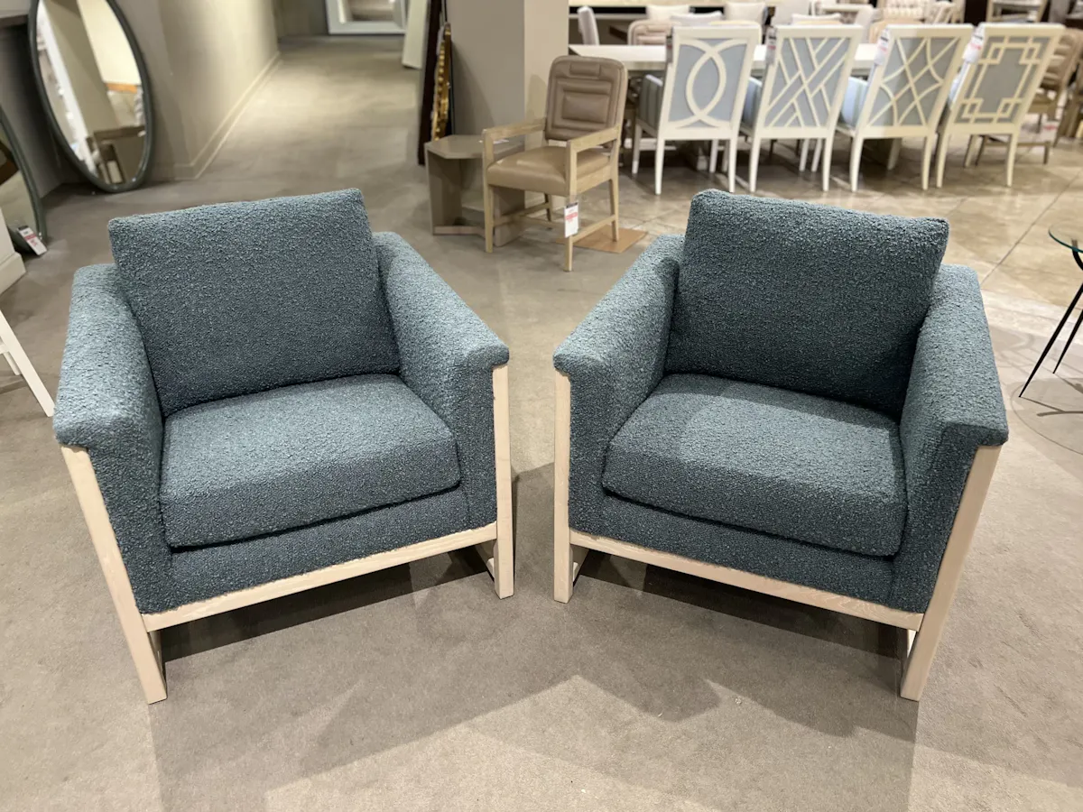 Century CCC3124-6/10 Silas Chair Century CCC3124-6/10 Silas Chair