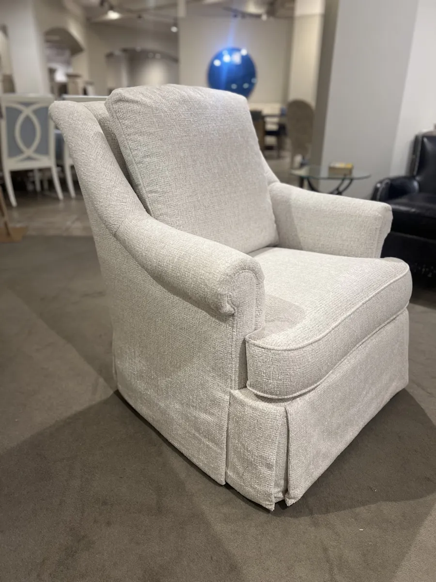 Century LTD7122-8/150 Tyler Swivel Chair Century LTD7122-8/150 Tyler Swivel Chair