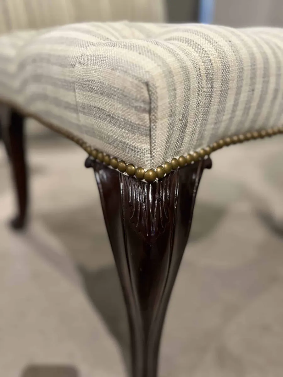 Century AE-3357/50 Irish Chair Century AE-3357/50 Irish Chair