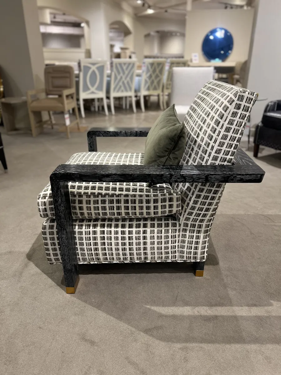 Century 11-2142/310 Otto Chair Century 11-2142/310 Otto Chair