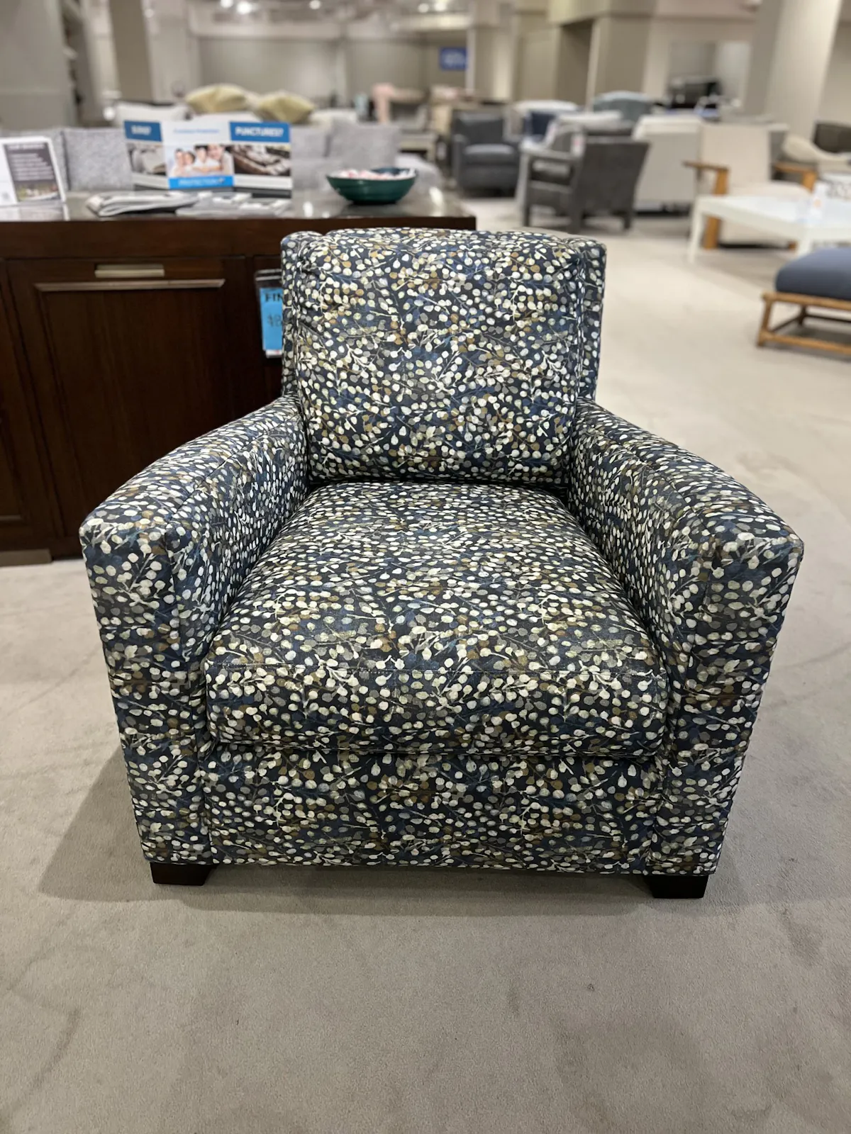 Century LTD5256-6/180 Nate Chair Century LTD5256-6/180 Nate Chair