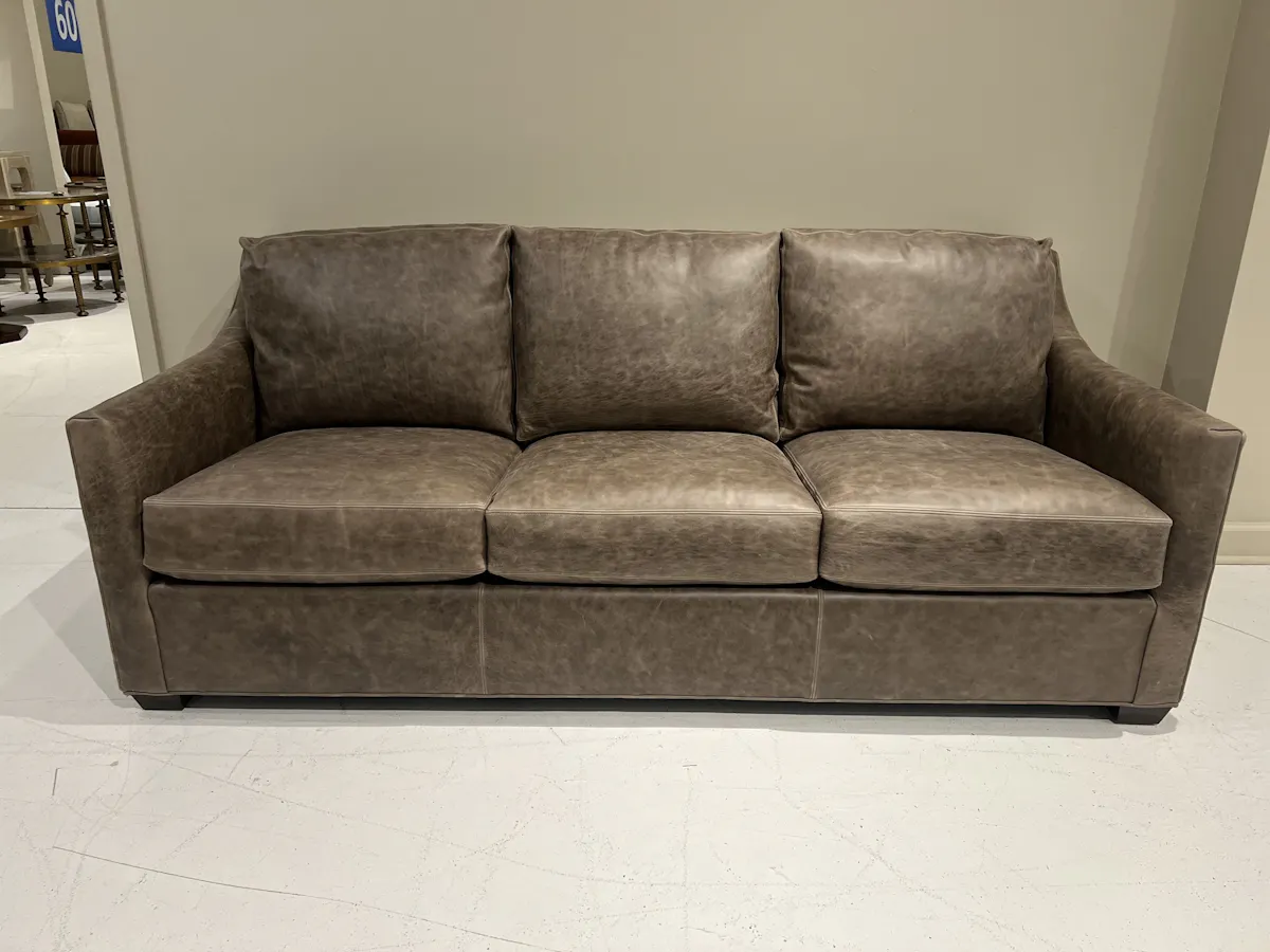 Century LR-C1035-2/290 Carsen Sofa Century LR-C1035-2/290 Carsen Sofa