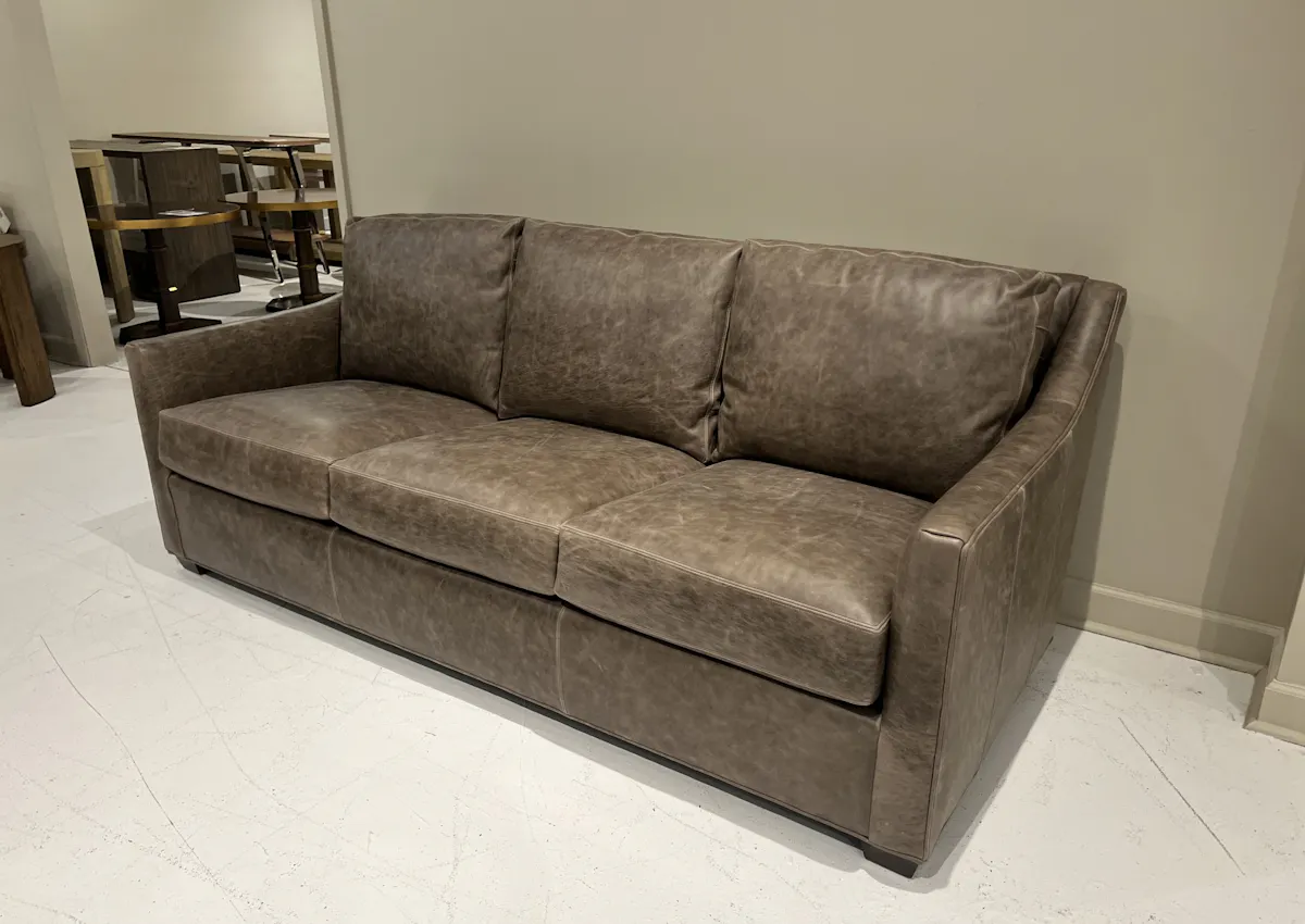 Century LR-C1035-2/290 Carsen Sofa Century LR-C1035-2/290 Carsen Sofa