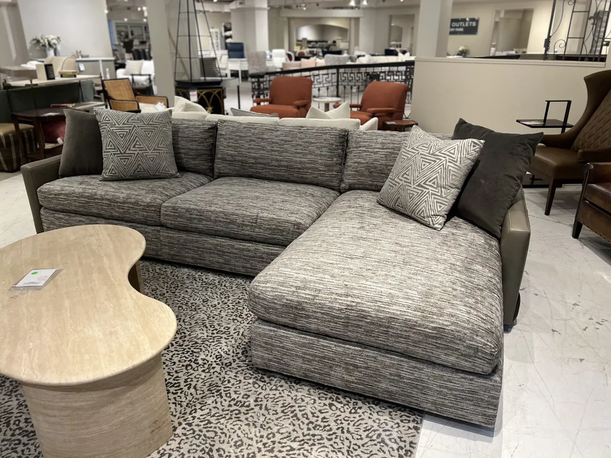 Century LTD7100-42,91/70,80 Great Room Sectional Century LTD7100-42,91/70,80 Great Room Sectional