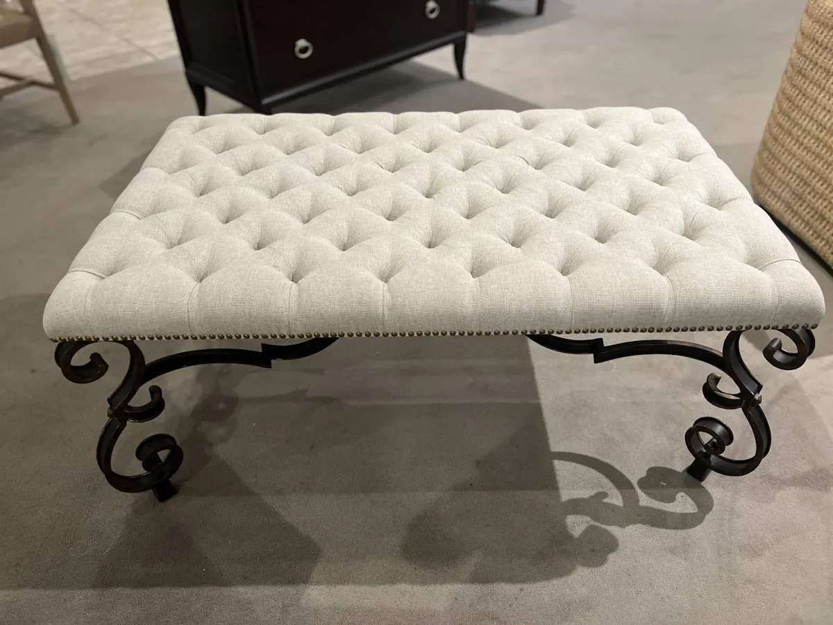 Maitland-Smith 88-0303/90 Aria Ottoman Maitland-Smith 88-0303/90 Aria Ottoman