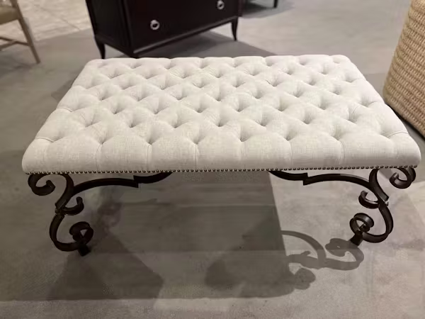 Maitland-Smith 88-0303/90 Aria Ottoman Maitland-Smith 88-0303/90 Aria Ottoman