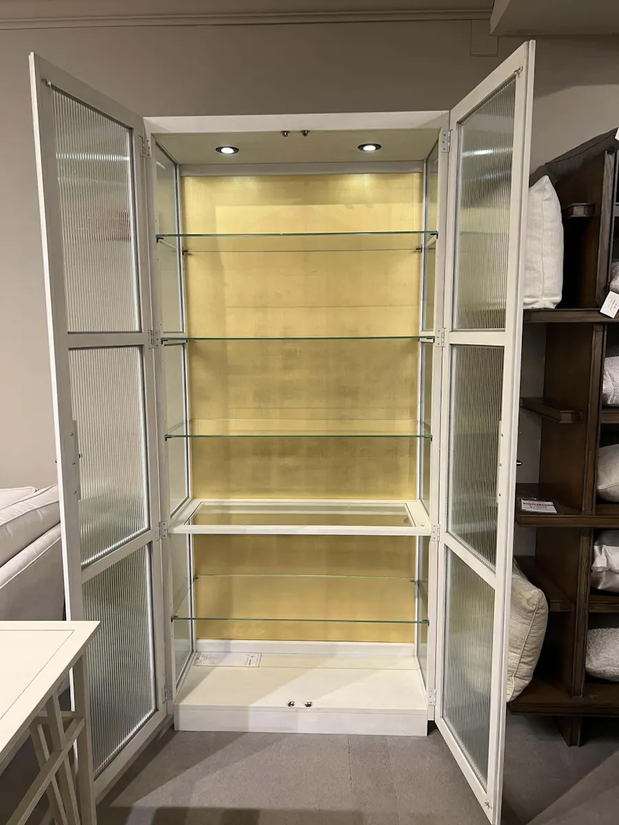 Century C89-775/20 Calore Display Cabinet Century C89-775/20 Calore Display Cabinet