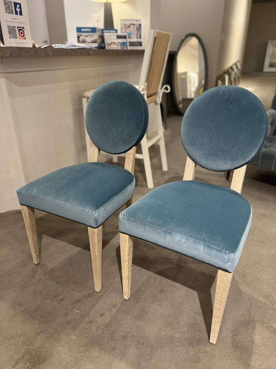 Highland House 1623S/380 Dorit Side Chair Highland House 1623S/380 Dorit Side Chair