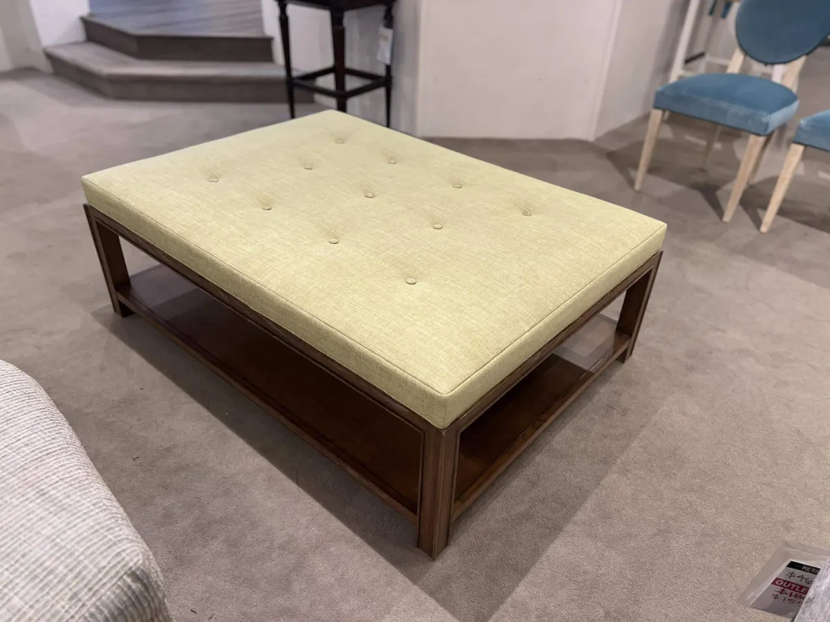 Highland House 1399-48-C29/330 Custom Franco Ottoman Highland House 1399-48-C29/330 Custom Franco Ottoman